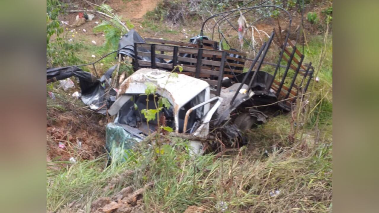 Los explosivos estaban enterrados: habla secretario de gobierno de Puerto Libertador, donde murieron cinco militares