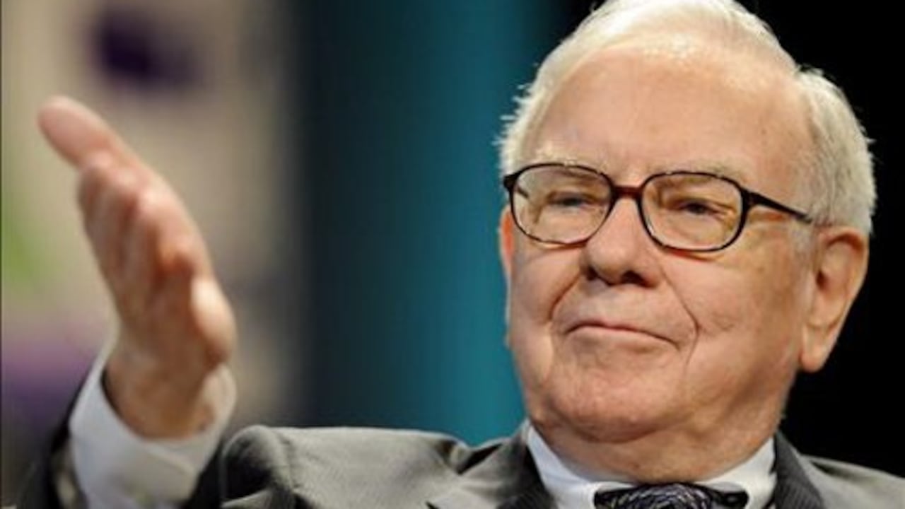 Warren Buffett asegura que si entramos en una guerra muy importante, el valor del dinero bajará.