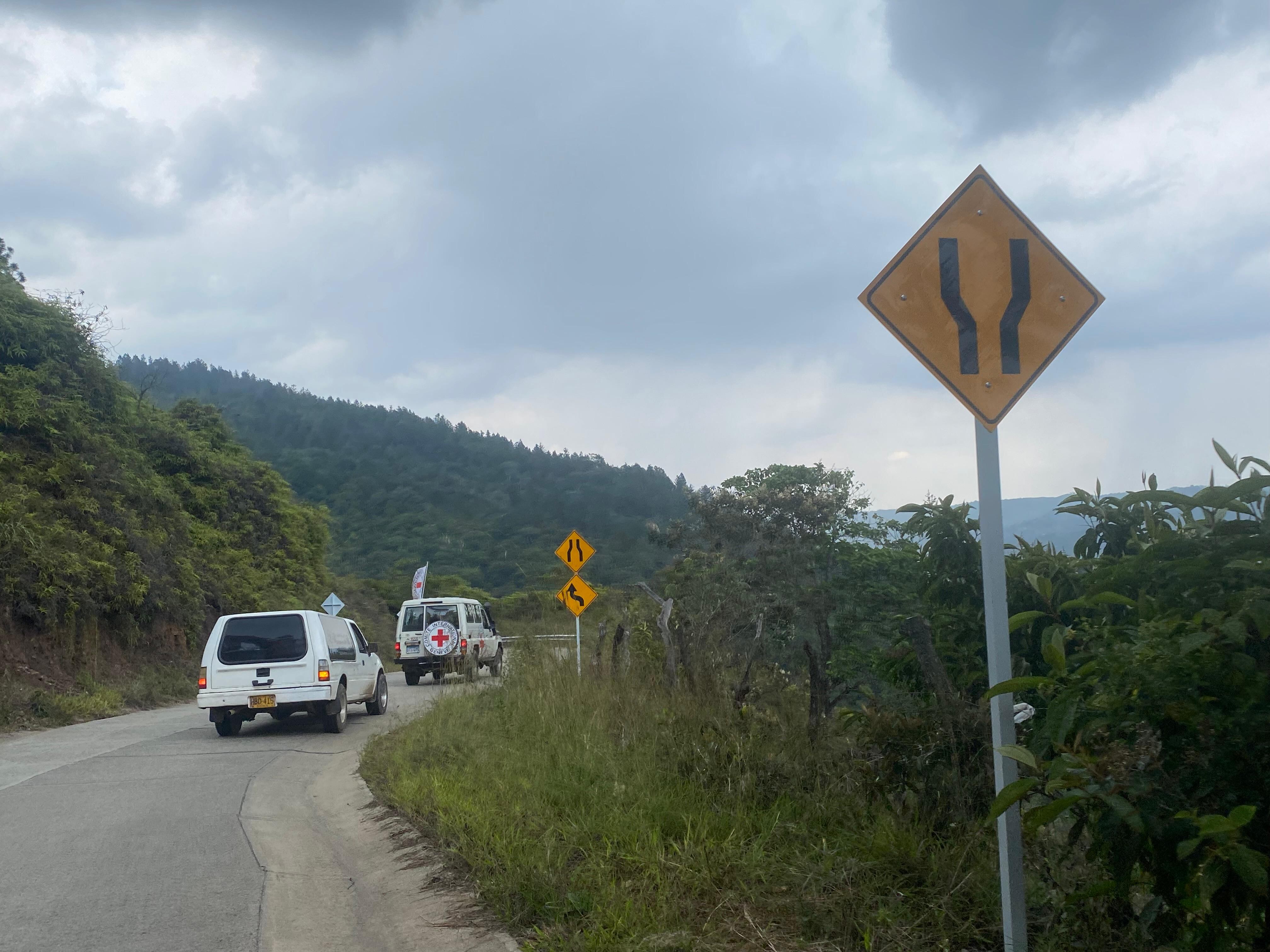 El Comité Internacional de la Cruz Roja trajo de regreso los dos cuerpos que fueron entregados por integrantes de la disidencia Jaime Martínez.