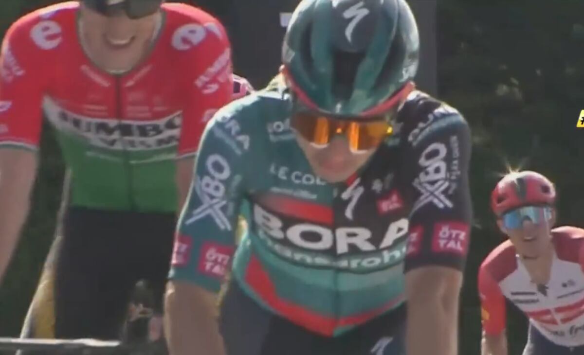 El colombiano cedió tiempo en la llegada de la etapa 3