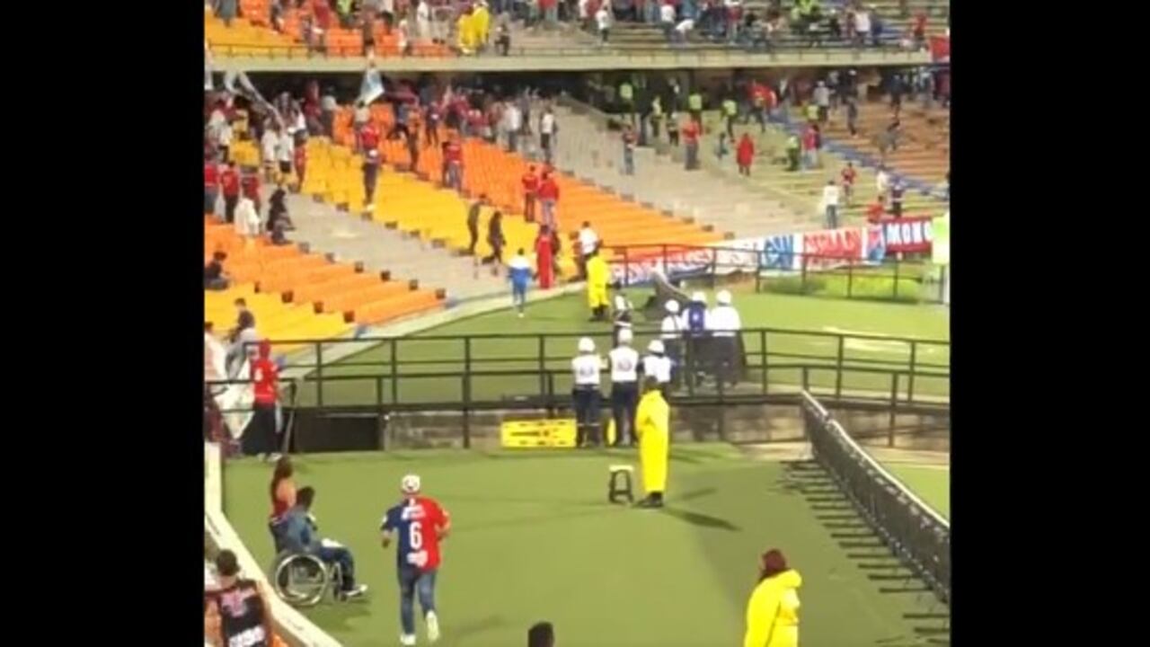 Disturbios en el Atanasio