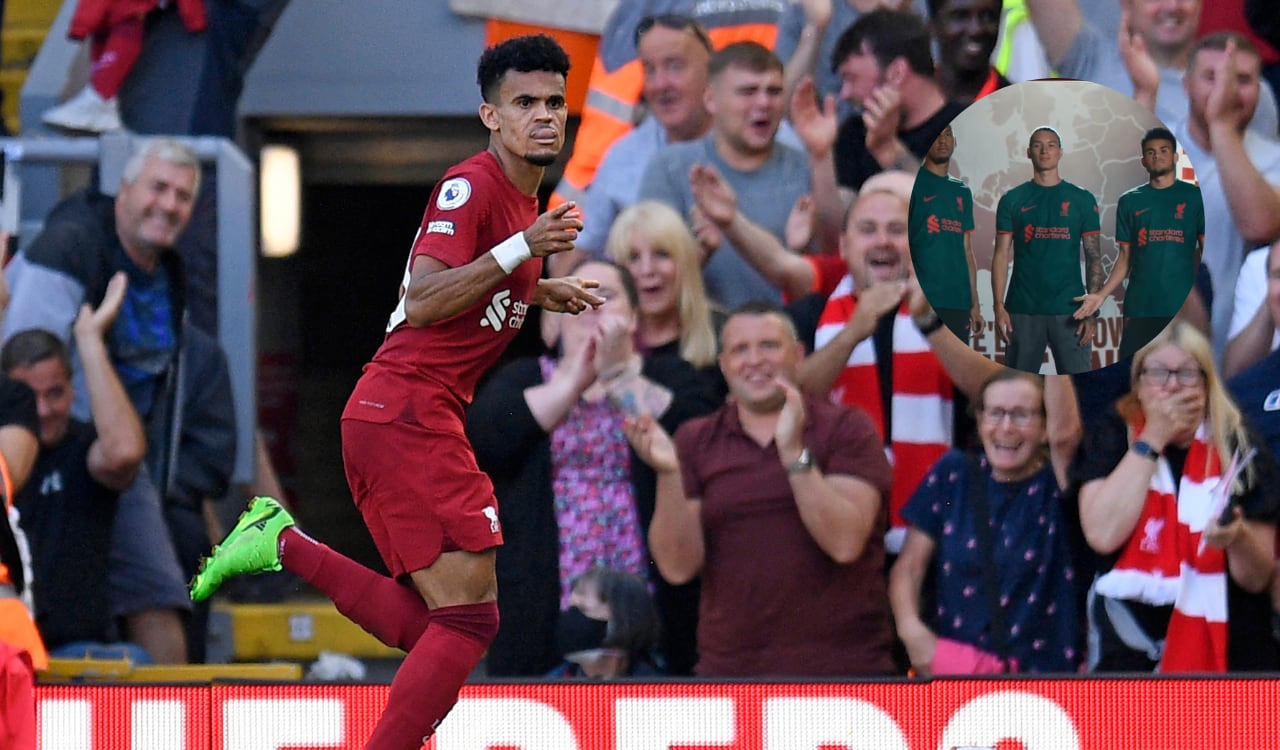 Luis Díaz presentó con Liverpool la tercera camiseta para la temporada 2022/2023.