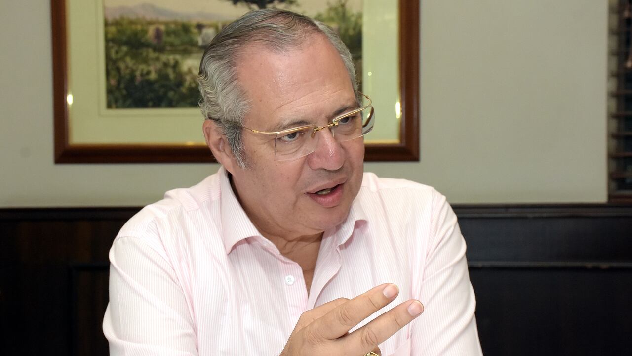 Entrevista Iván Name Presidente del Senado