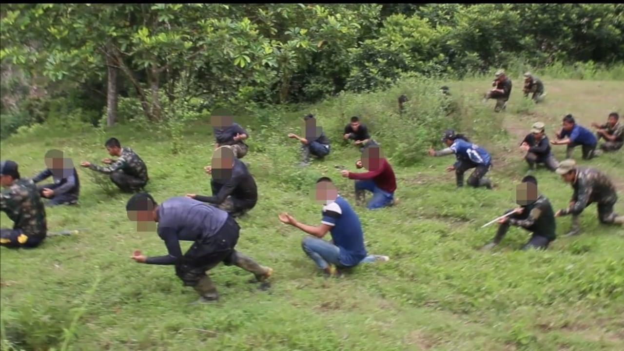 Las disidencias de las Farc siguen incorporando menores en sus filas. Imagen de referencia.