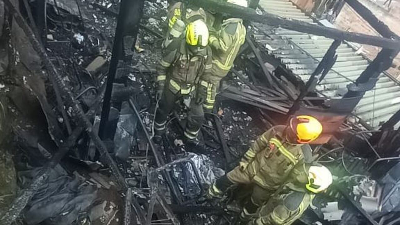 Una de las emergencias ocurrió en el barrio Bello Horizonte de Medellín.