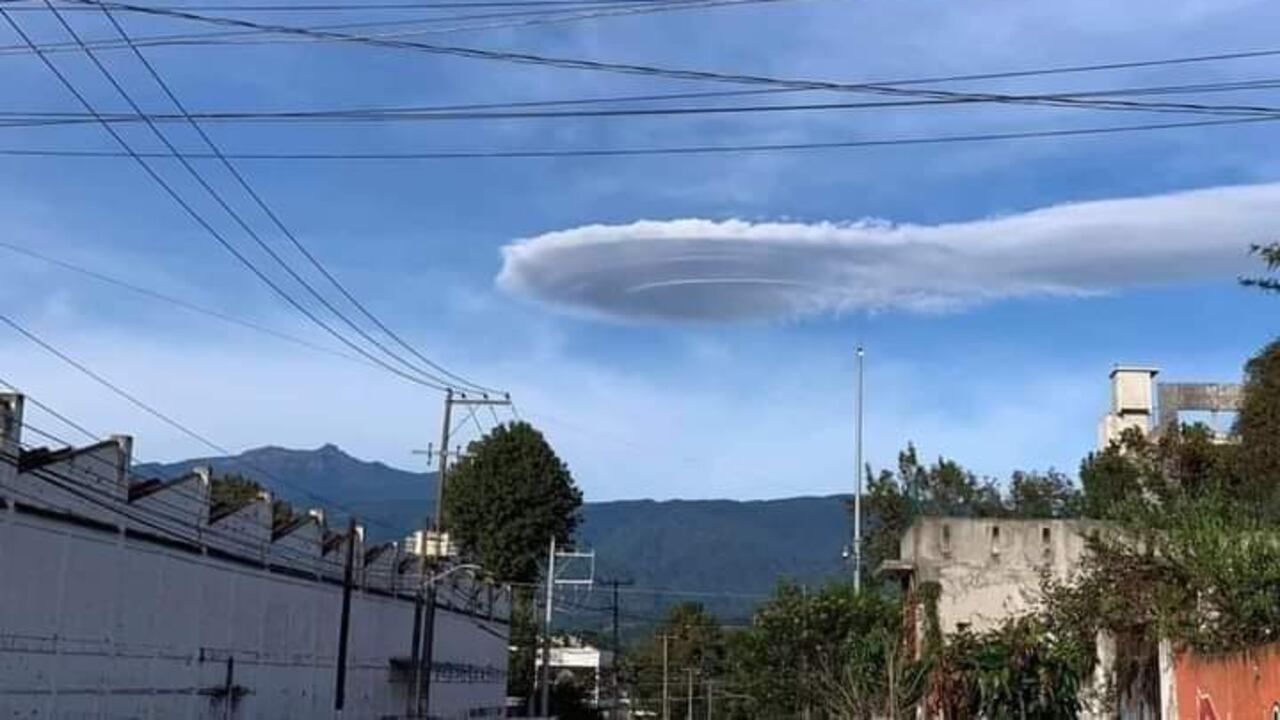 Varios de los cibernautas calificaron la figura como un ovni (objeto no identificado), con una forma ovalada y aplanada similar a que usan los extraterrestres en las películas animadas.