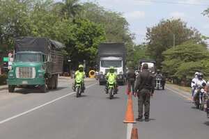 Caravana humanitaria con insumos básicos.