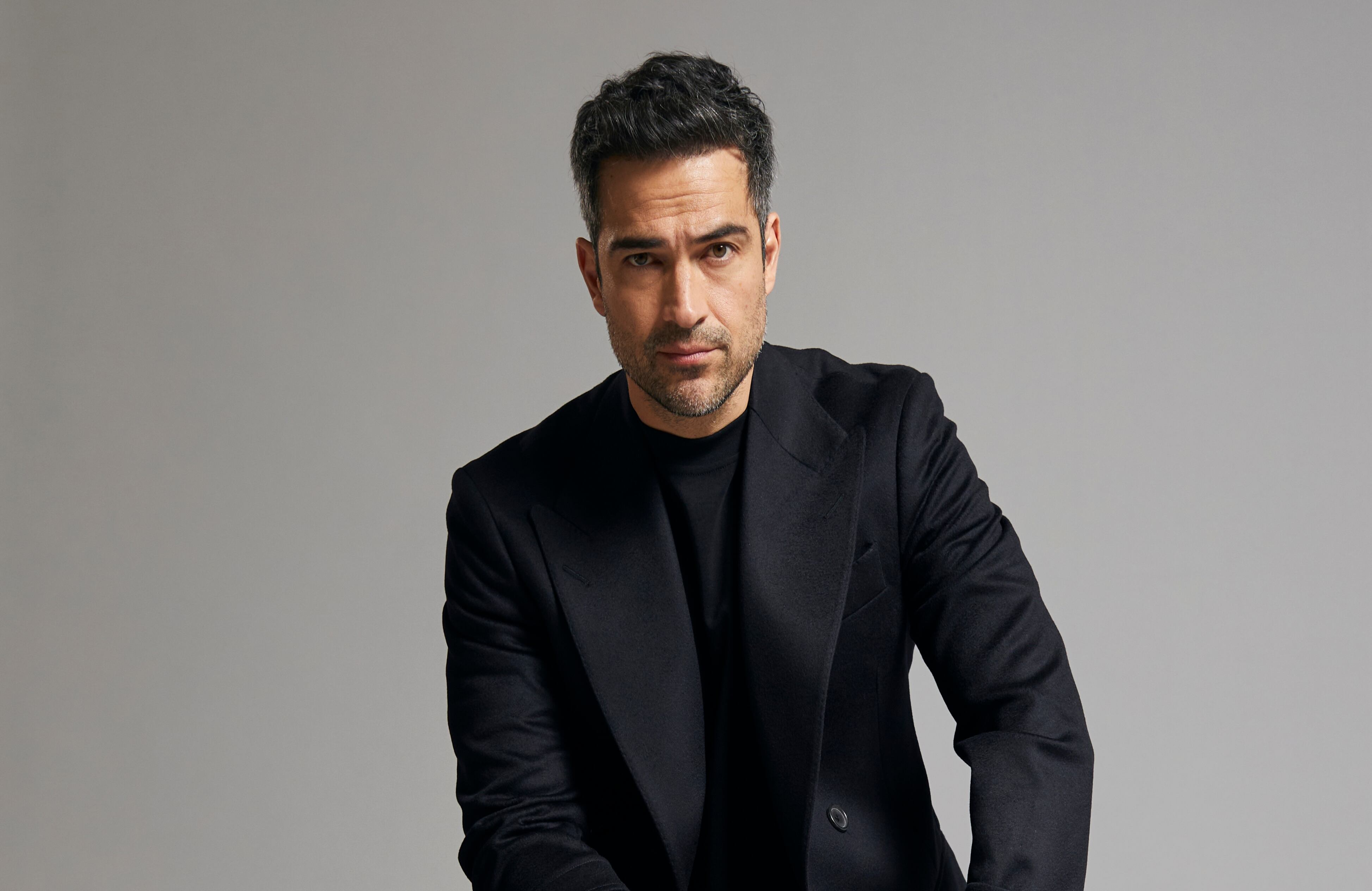 Alfonso Herrera, actor mexicano encargado del doblaje al español de la voz del personaje de la garza en la película ‘El niño y la garza’ de Hayao Miyazaki de Studio Ghibli.
