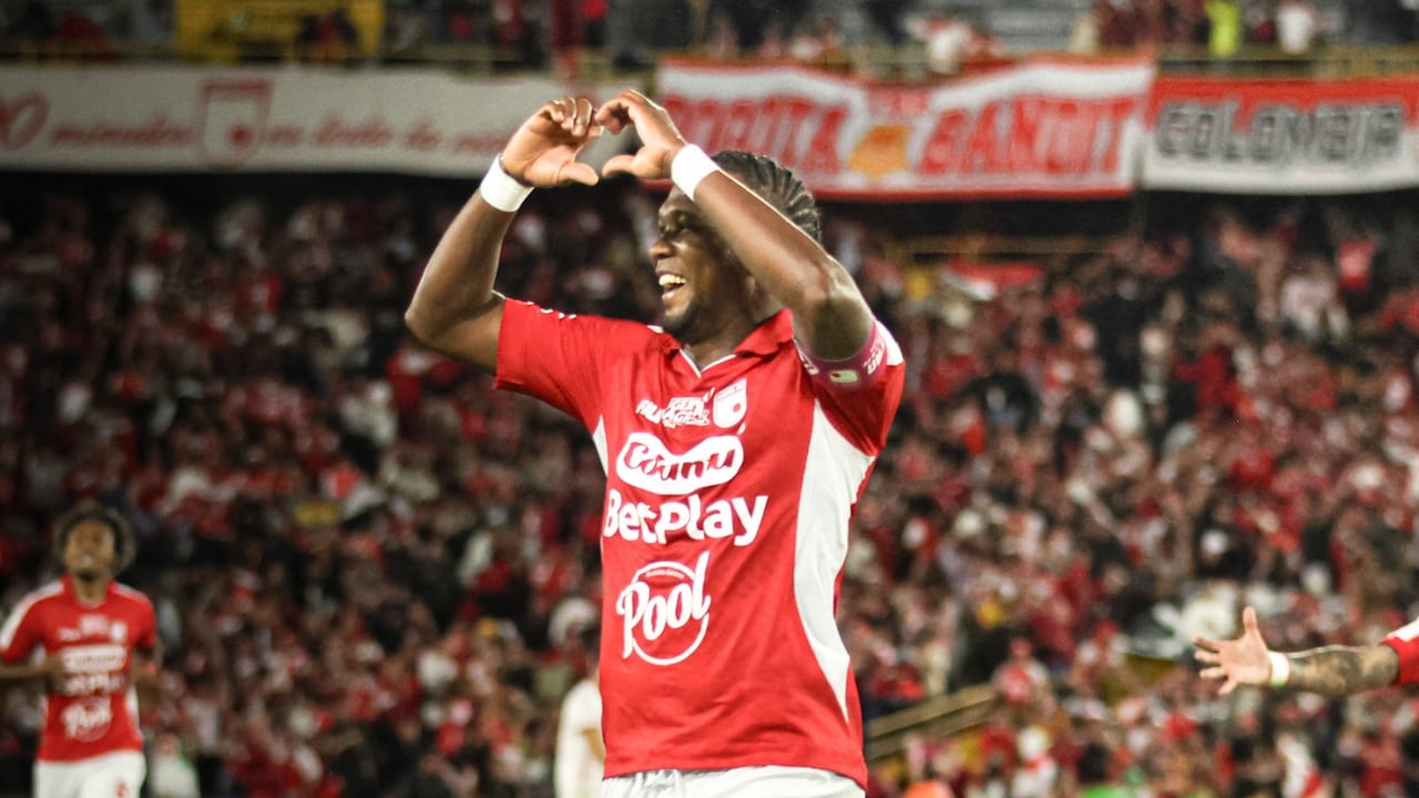 Hugo Rodallega le anotó doblete al América de Cali en el primer tiempo.