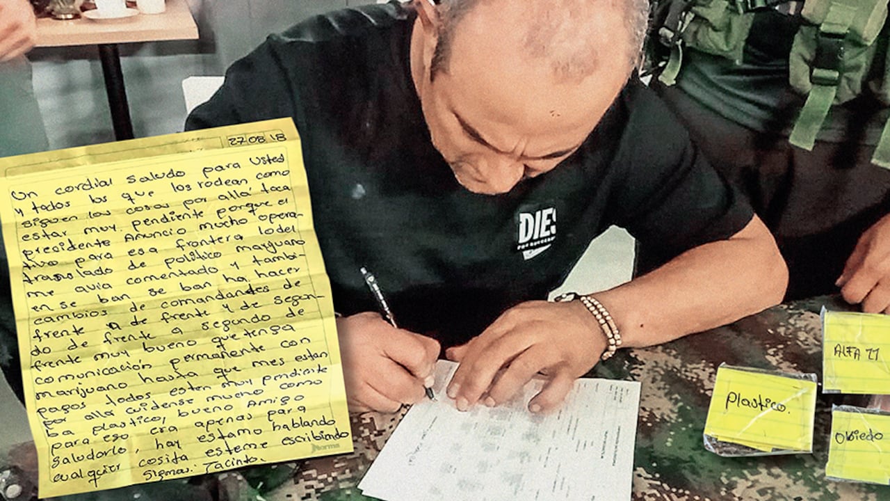 De su puño y letra, Otoniel mandaba las órdenes a sus comandantes mediante correos humanos. No usaba computadores, sabía que podrían significar su caída.