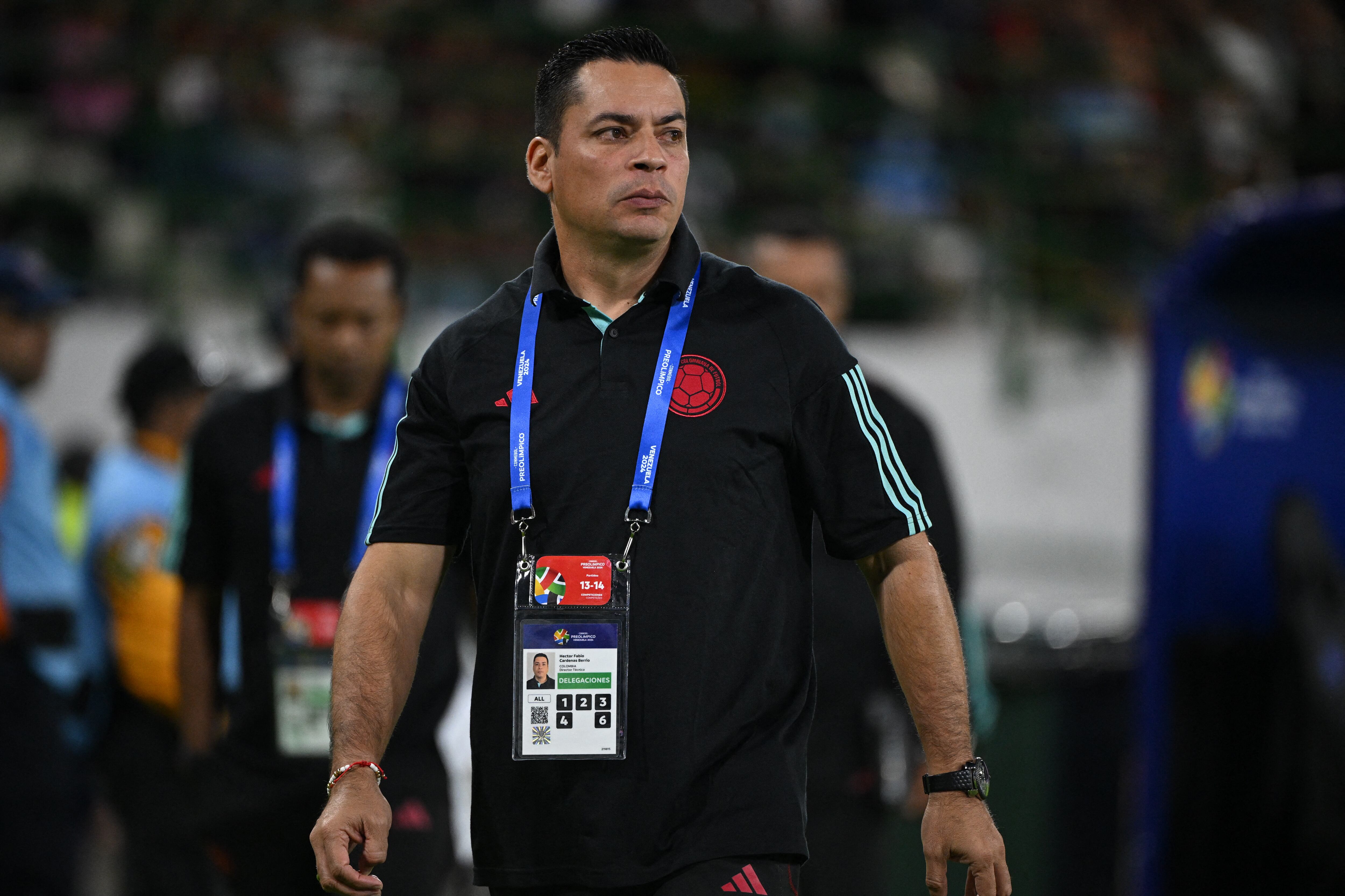 Colombia's coach Hector Cardenas gestures during the Venezuela 2024 CONMEBOL Pre-Olympic Tournament Group A football match between Colombia and Venezuela at the Brigido Iriarte stadium in Caracas, on January 29, 2024. (Photo by Federico Parra / AFP)