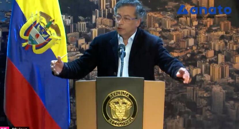 Gustavo Petro, presidente de la República, en la instalación de la vitrina de Anato