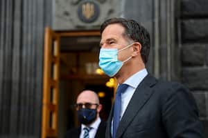 Mark Rutte anuncia sanciones si "Rusia da un paso hacia Ucrania" (Photo by Sergii Kharchenko/NurPhoto via Getty Images)