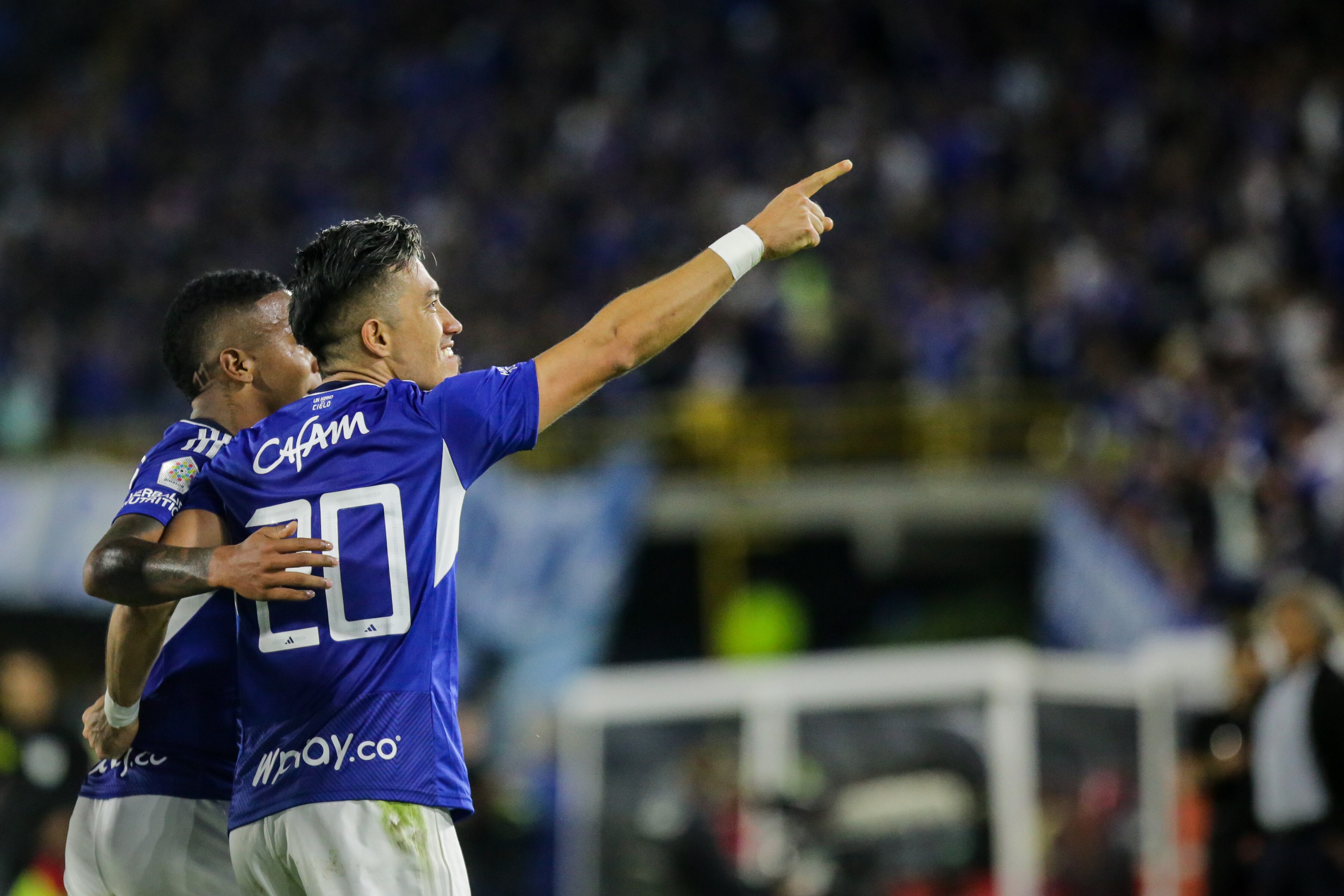 Bogotá. 03 de Junio del 2023. Millonarios FC enfrenta al America de Cali en juego válido por la fecha número cuatro de cuadrangulares de la liga BetPlay I en el estadio Nemesio Camacho el Campín. (Colprensa - Mariano Vimos)