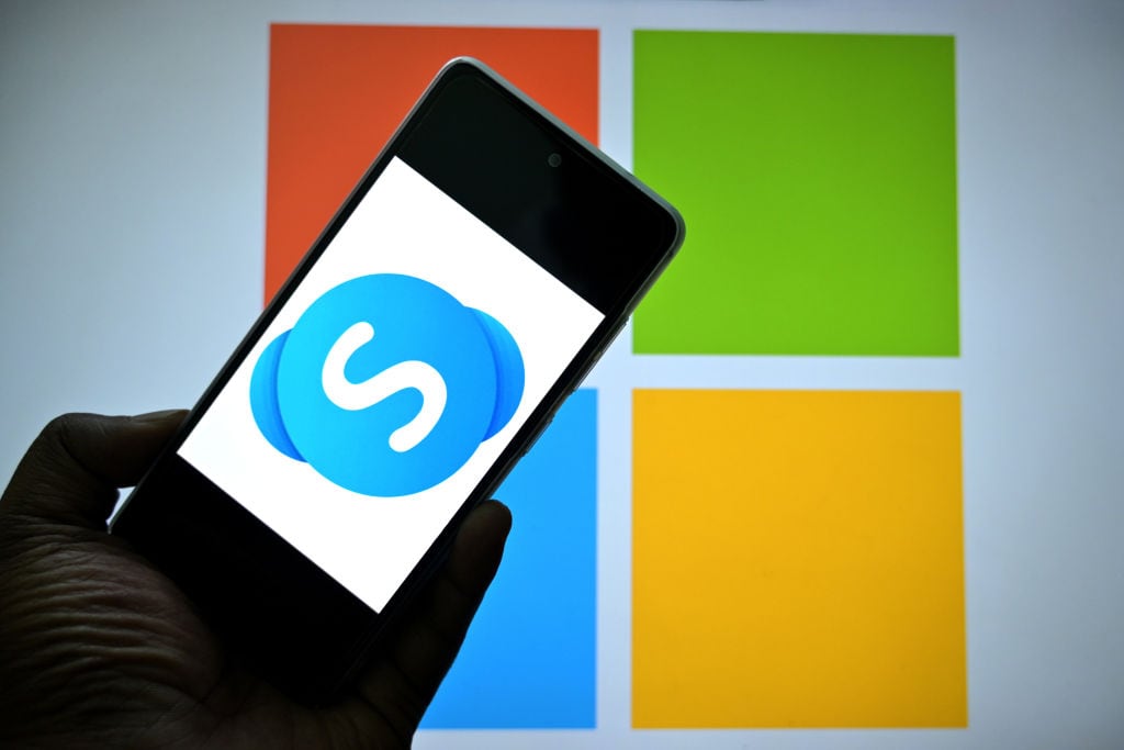 El fin anunciado de Skype impulsa a Microsoft a ofrecer alternativas para la continuidad de la información.