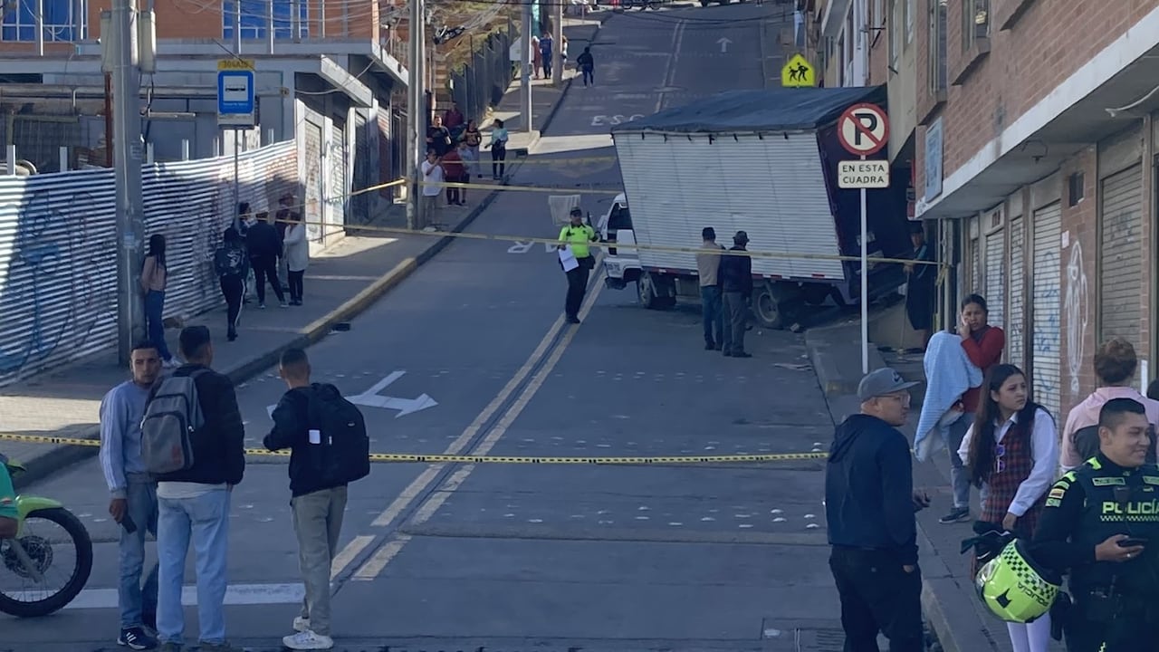 Grave accidente en Ciudad Bolívar, en Bogotá, donde un camión arrolló a niños de un colegio.