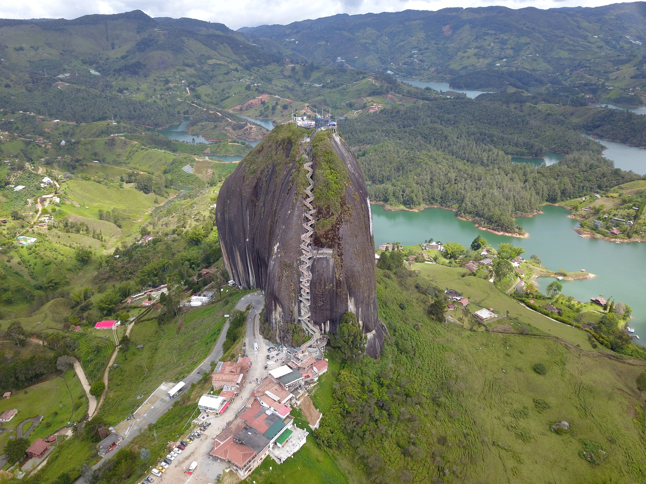 Peñon Guatape Antioquia