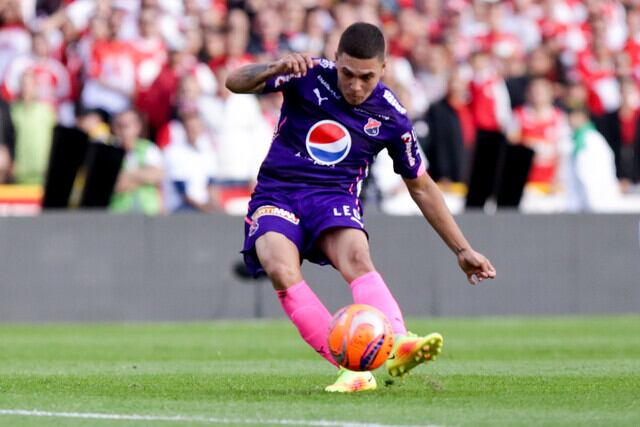 Juan Fernando Quintero vistiendo los colores del Medellín.