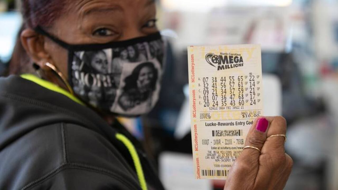 Si debido a la situación actual el ganador no puede viajar de inmediato, las loterías americanas esperan hasta un año para que el usuario cobre su premio.