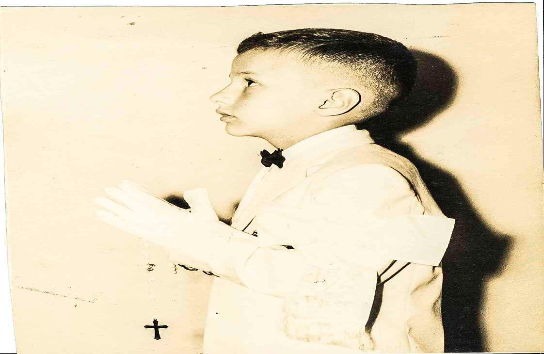 En su primera comunión.