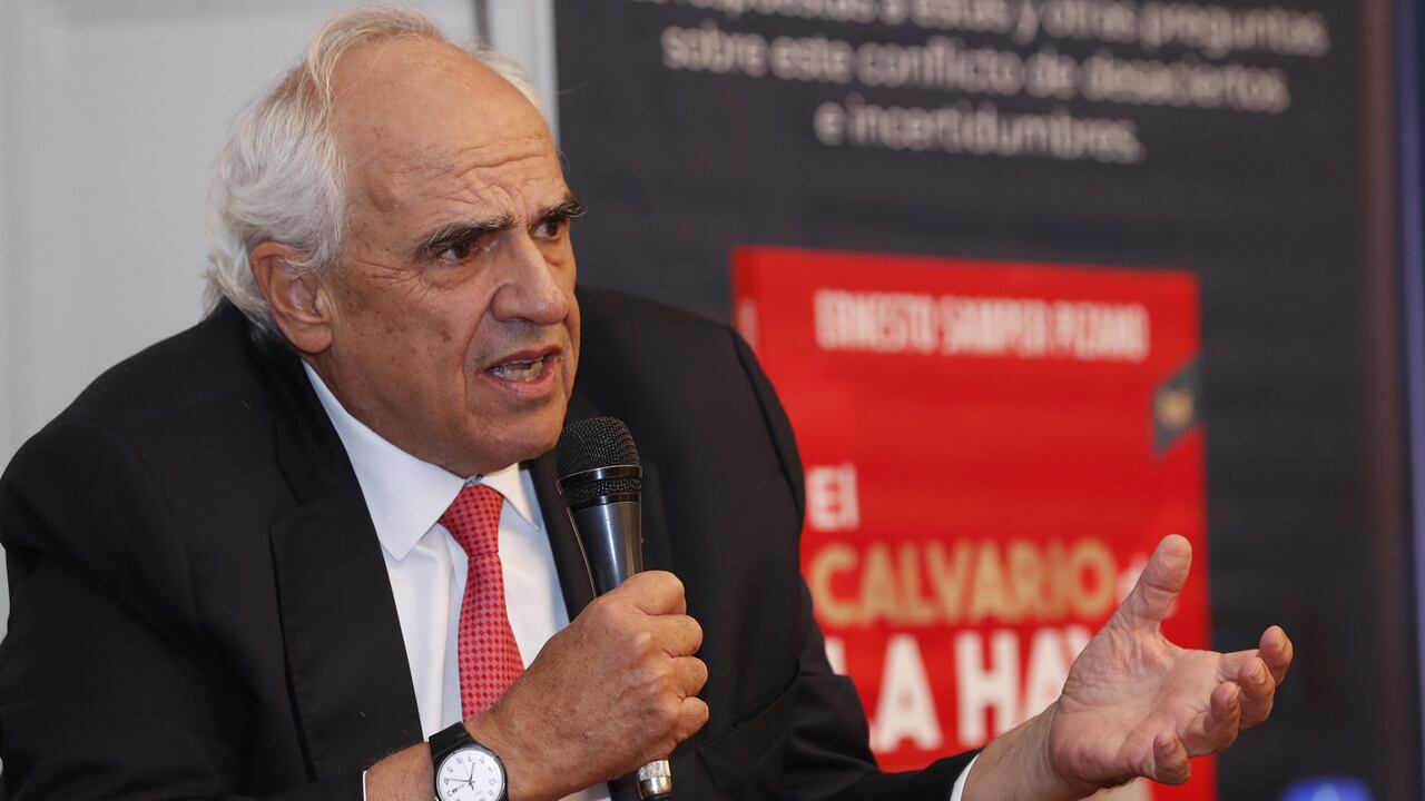 Lanzamiento del libro.