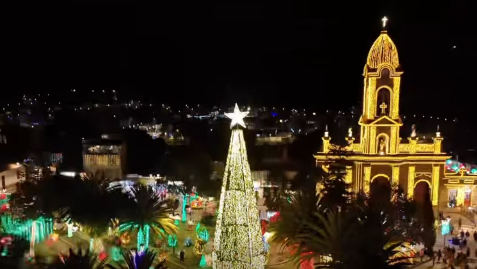 Así se ve Nobsa, en Boyacá, durante la Navidad.