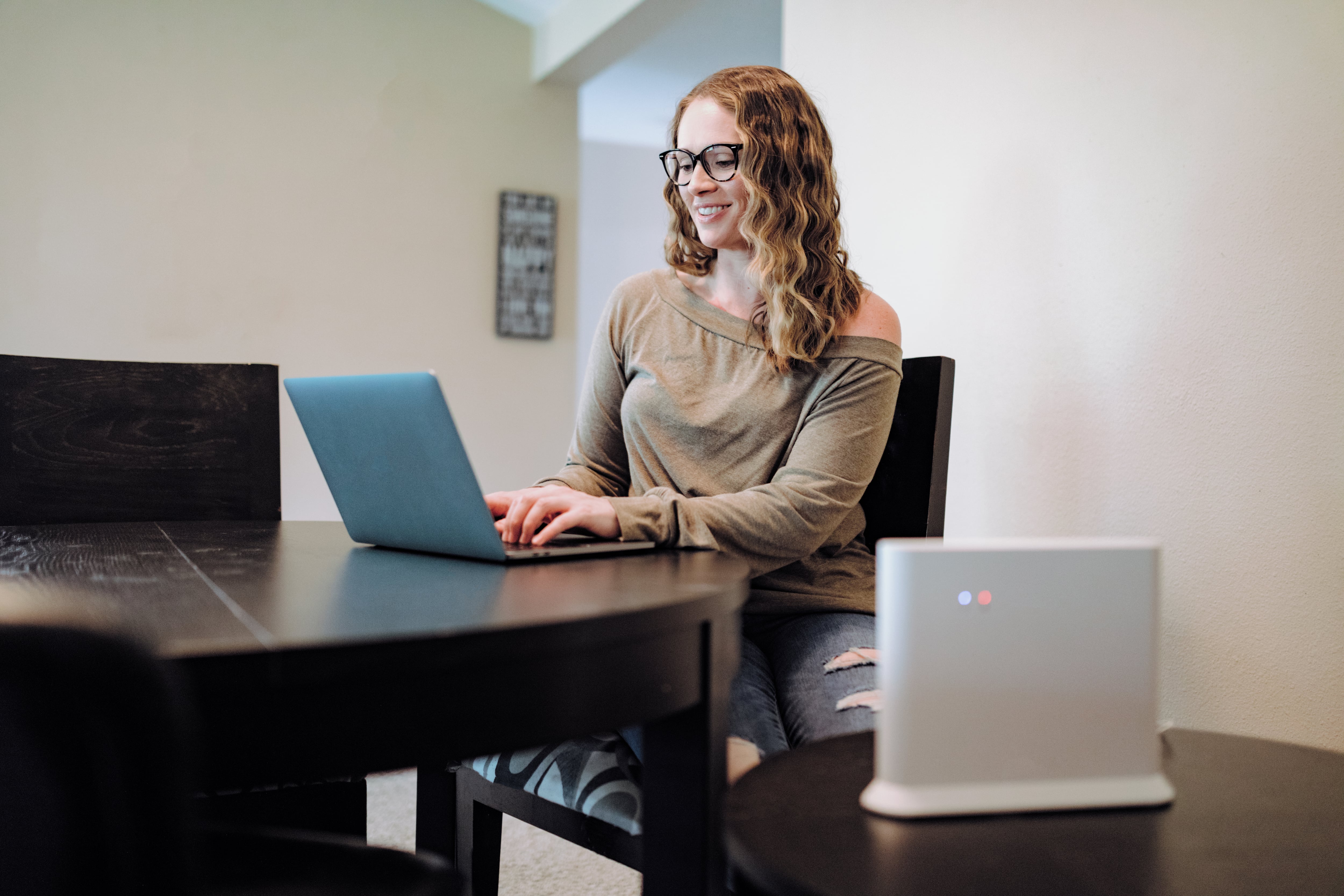 Un router portátil es sencillo de usar y le facilita la vida a quienes están fuera de casa.