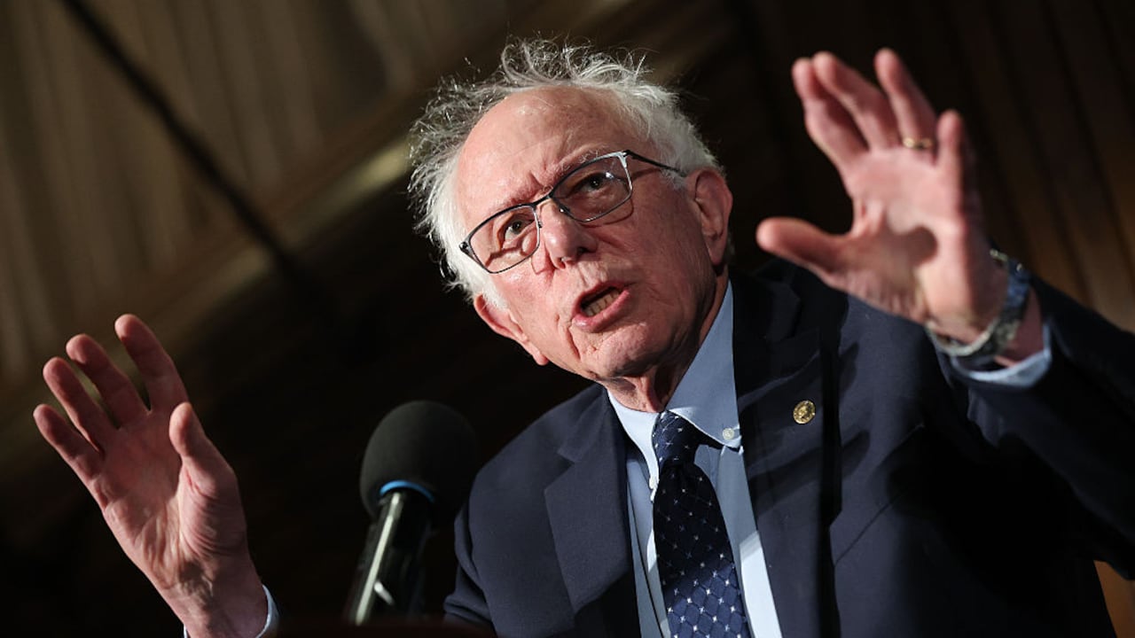 Sanders cuestionó el avance de la IA y alertó sobre posibles riesgos para la humanidad.