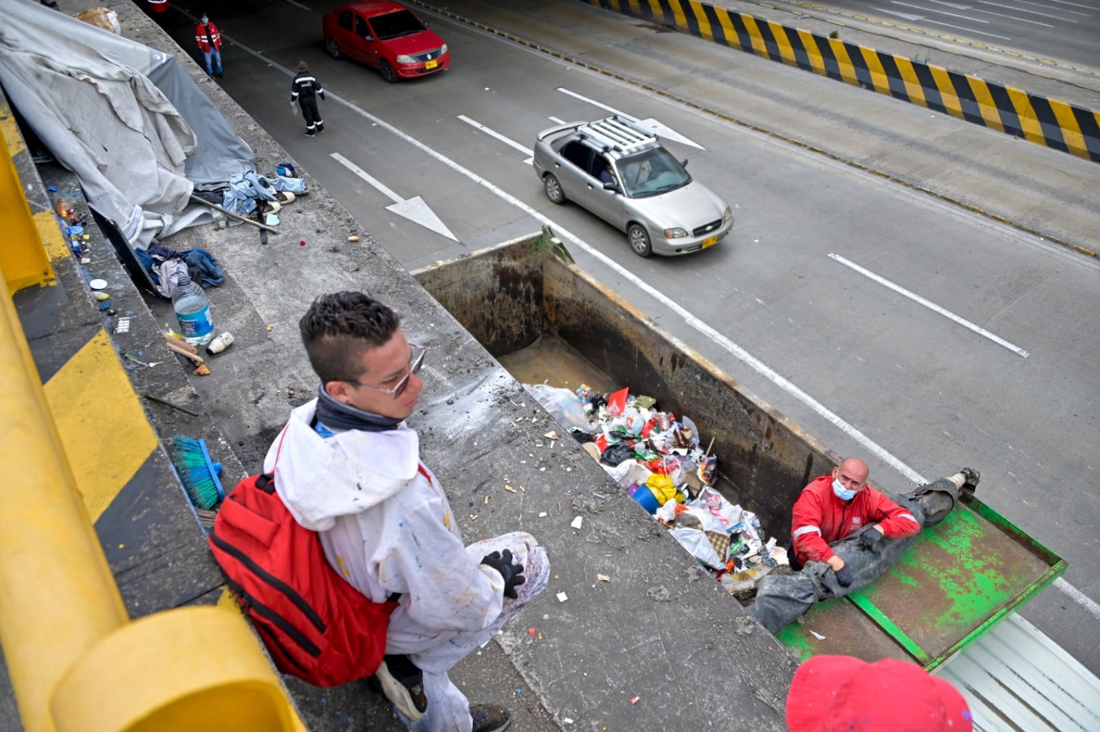 Autoridades de Bogotá intervienen sectores críticos de la Calle 26 dentro del marco del plan Distritos Seguros.