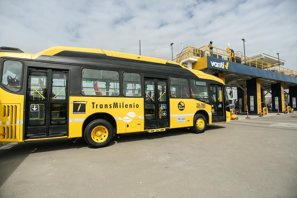 La infraestructura cuenta con la estación de Gas Natural Vehicular más grande del Sitp conformada por 5 compresores con una capacidad de suministro de 8.500 metros cúbicos / hora.