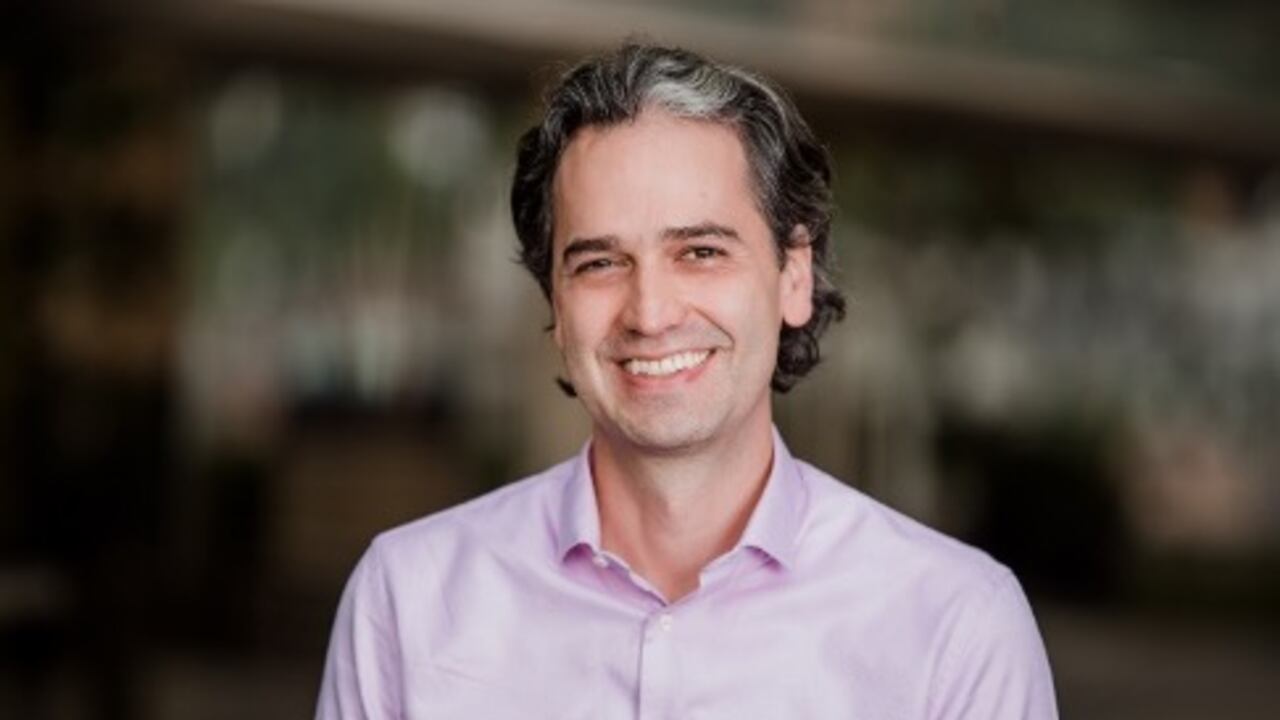 El invitado al nuevo episodio del Podcast Máximo Desempeño es el líder empresarial, David Escobar Arango