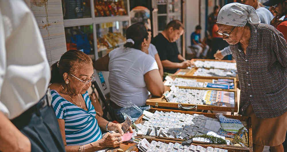 La venta ambulante de chance es una de las protagonistas en barrios como el 5 de mayo.
