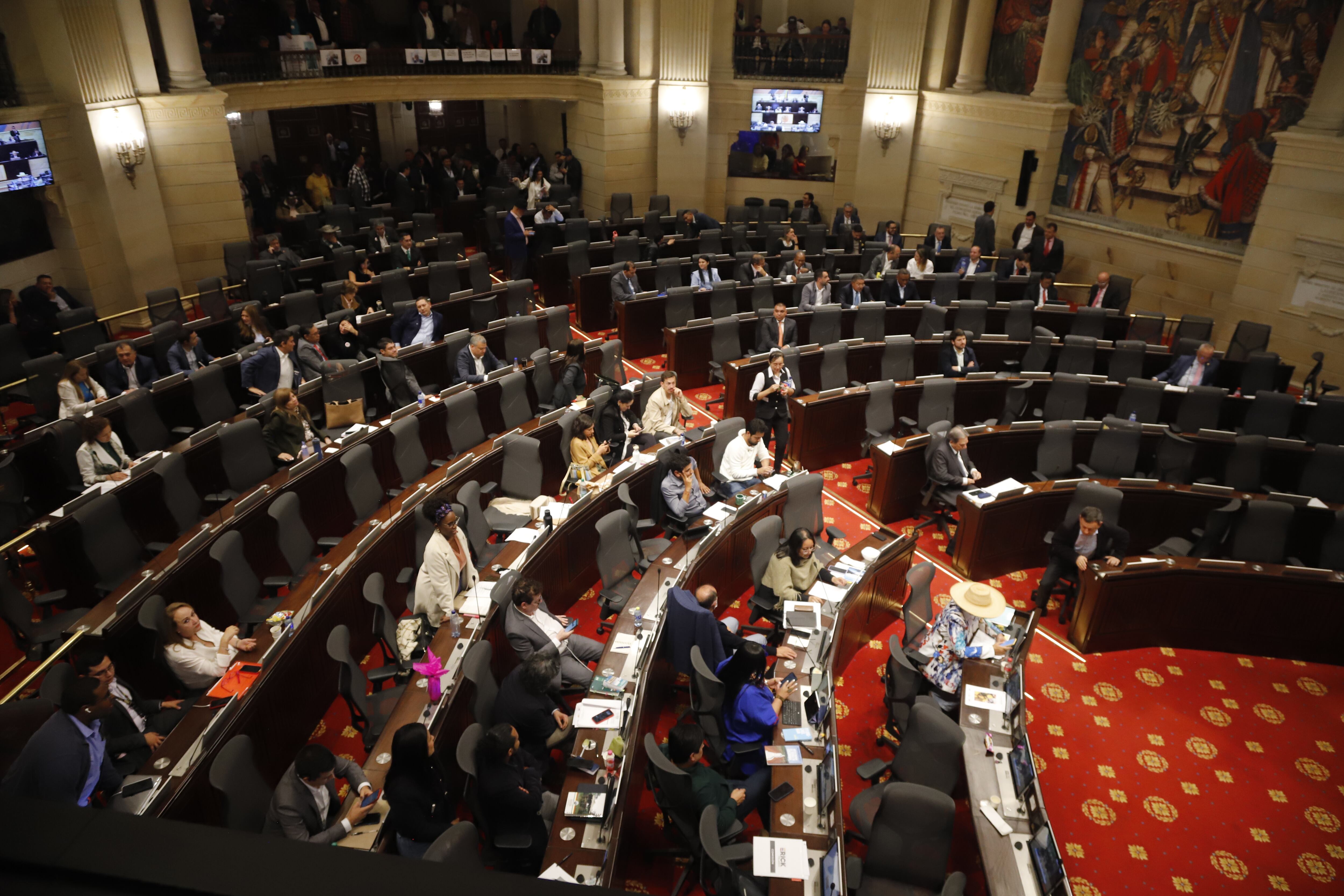 Debate reforma a la salud