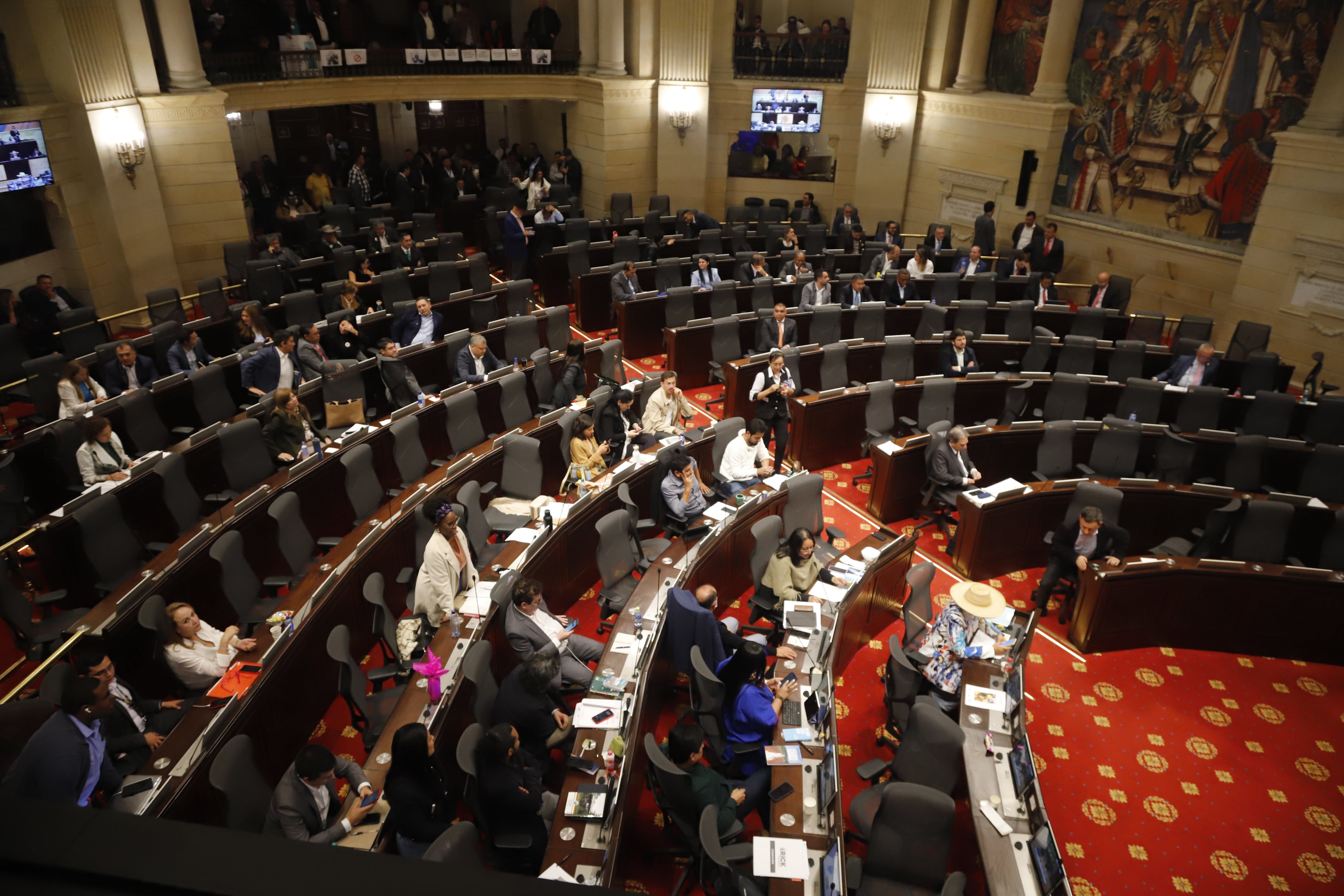 Debate reforma a la salud