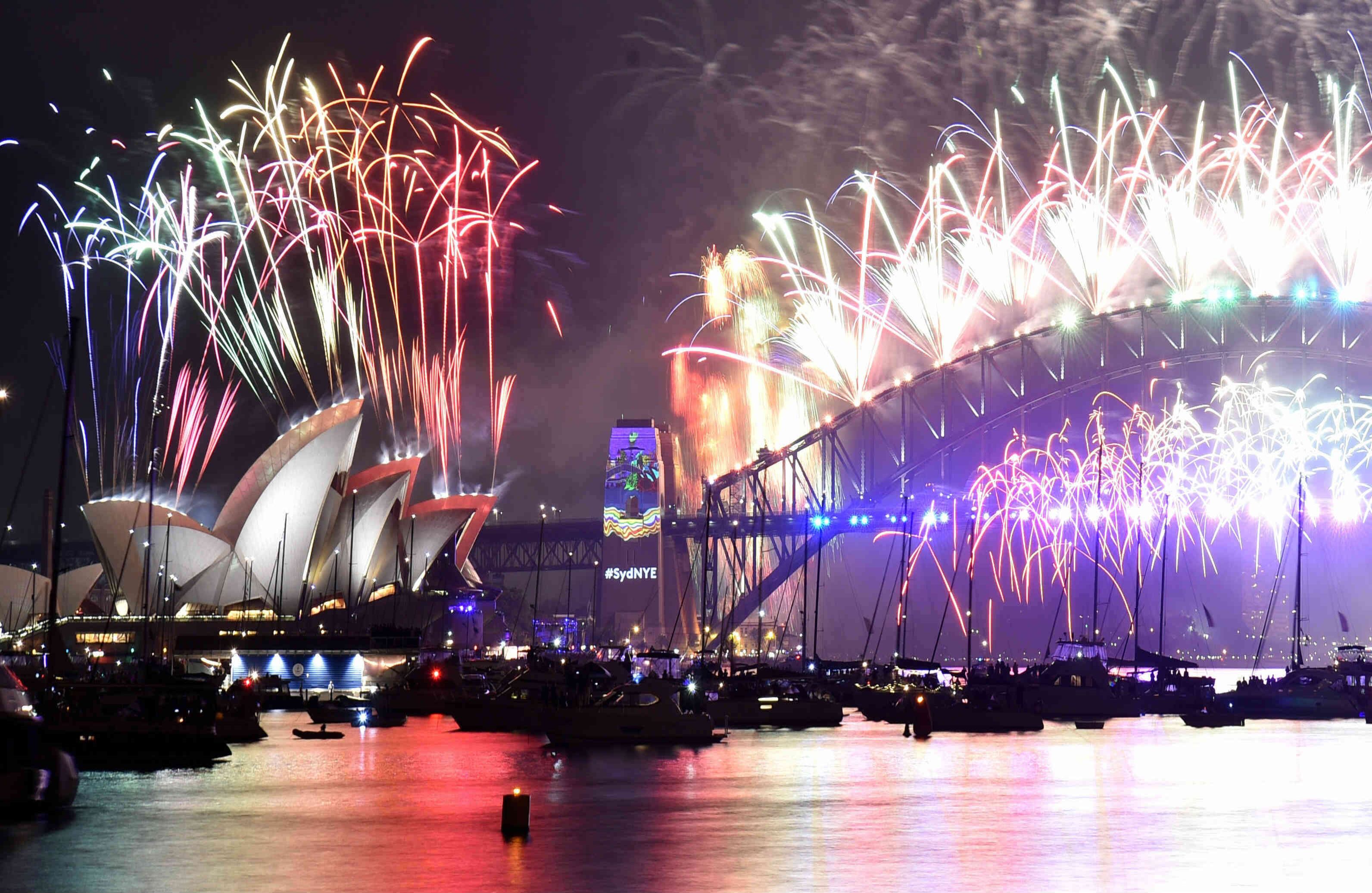 Con el marco de la Opera de Sidney, los australianos recibieron el 2017.