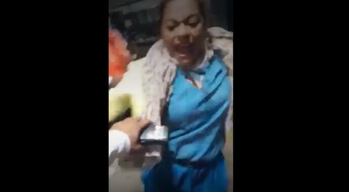 Una ciudadana agredió a una funcionaria del aeropuerto Los Garzones