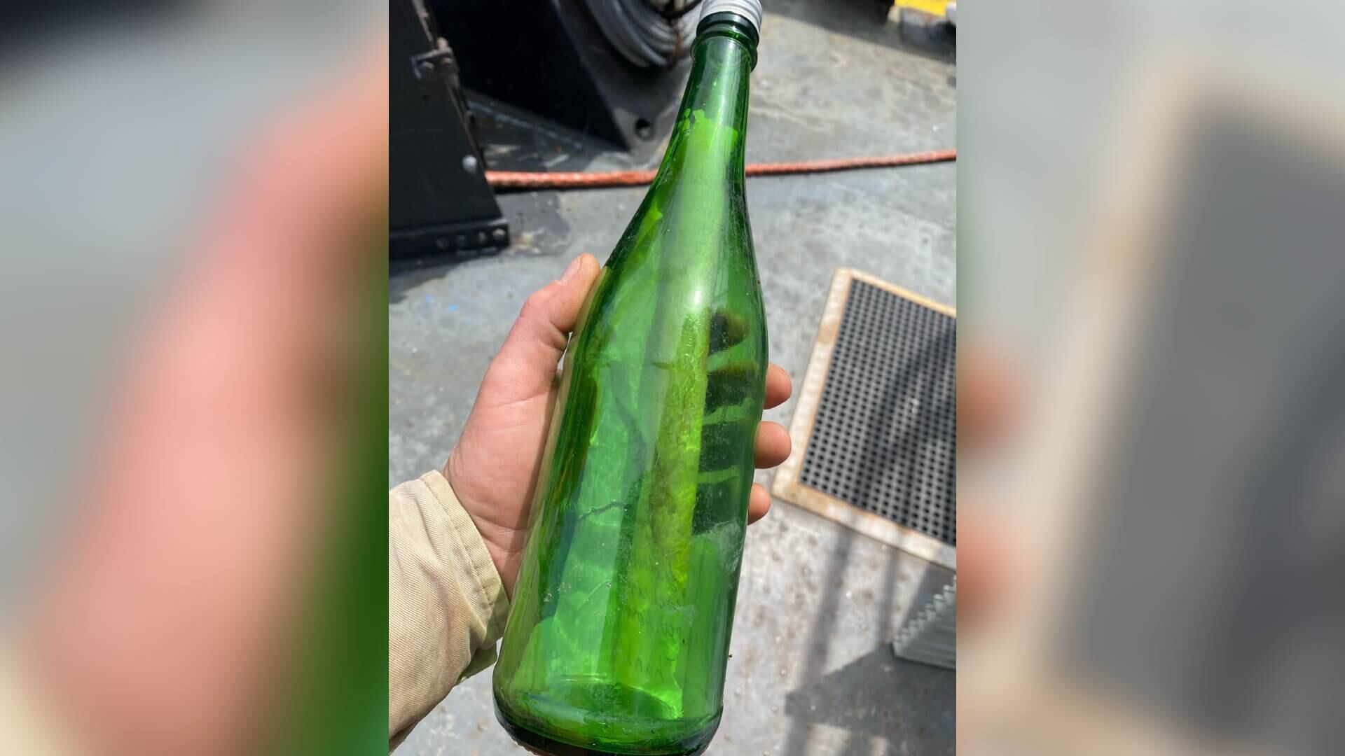 La botella fue arrojada al río Tallahatchie, debajo de la presa del lago Saris y recorrió 295 millas de río por el delta del Mississippi.