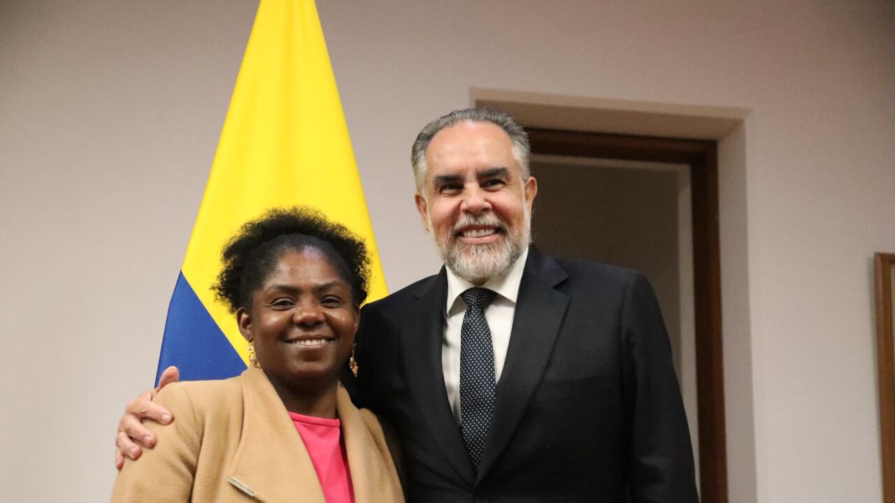 La vicepresidenta, Francia Márquez, reunida con Armando Benedetti, ministro del Interior, el 13 de agosto de 2025, en Bogotá