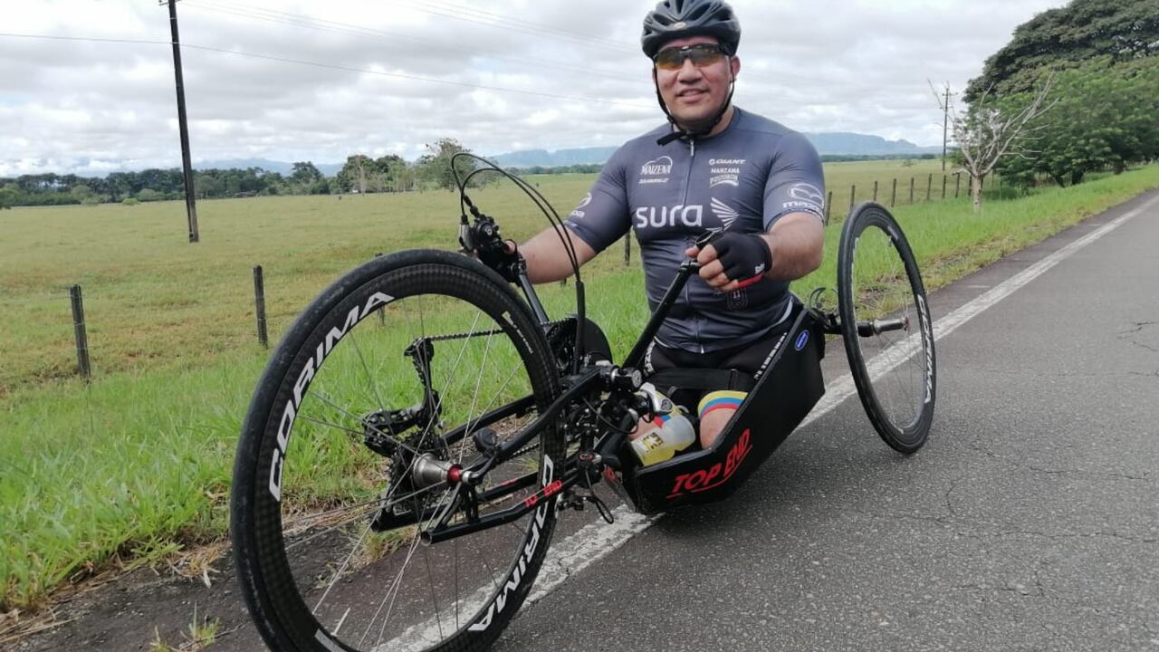 En su proceso de rehabilitación, Francisco Pedraza además de vincularse con el deporte estudió inglés y se graduó como instructor en el DLI Defense Language Institute, en San Antonio Texas.
