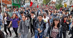 Aunque algunos creen que a los 18 años aún no se está preparado para ser congresista, en las marchas se vio interés de los jóvenes en la política y la democracia.