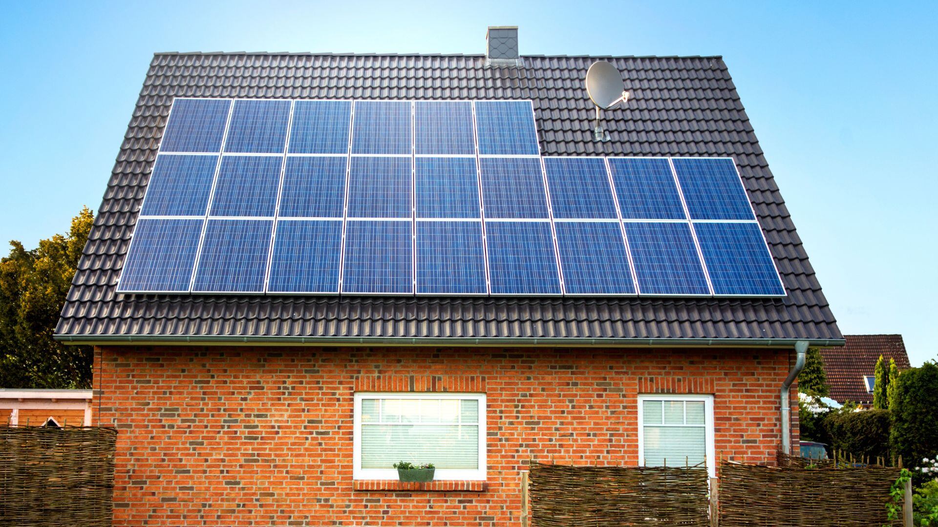 La cantidad de paneles solares dependen del tamaño de cada casa.