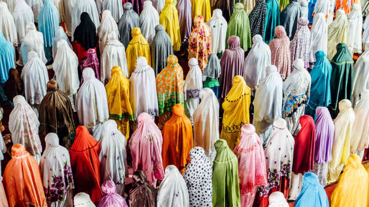 Un grupo de mujeres en plena celebración del Ramadán.
