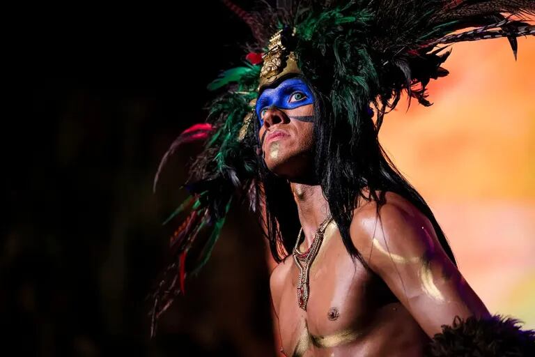 La Malinchye reúne más de 50 actores en escena, 11 músicos en vivo y un equipo de 120 personas.