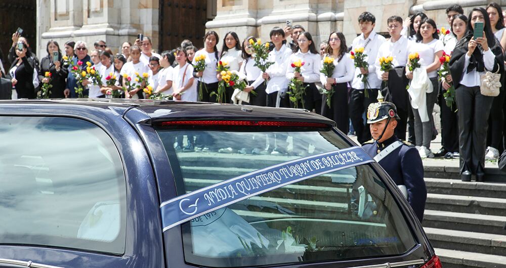 “Mi abuela no fue solo primera dama. Fue madre de miles. Madrina de causas. Arquitecta de sueños”. 