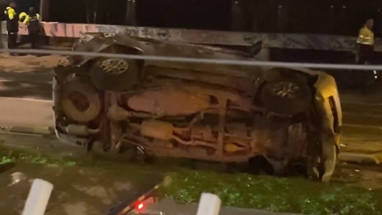 Grave accidente que involucró varios vehículos en la séptima con 87