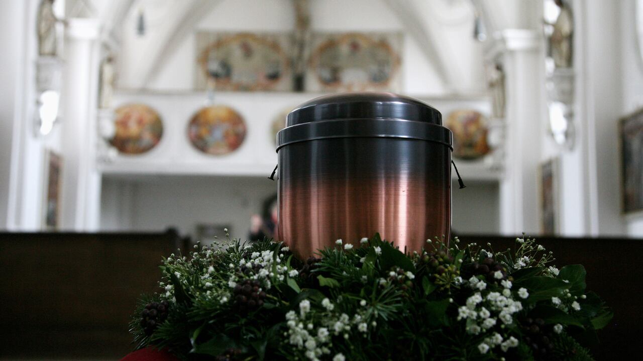 Para la iglesia católica las cenizas de los difuntos deben conservarse en un lugar sagrado.