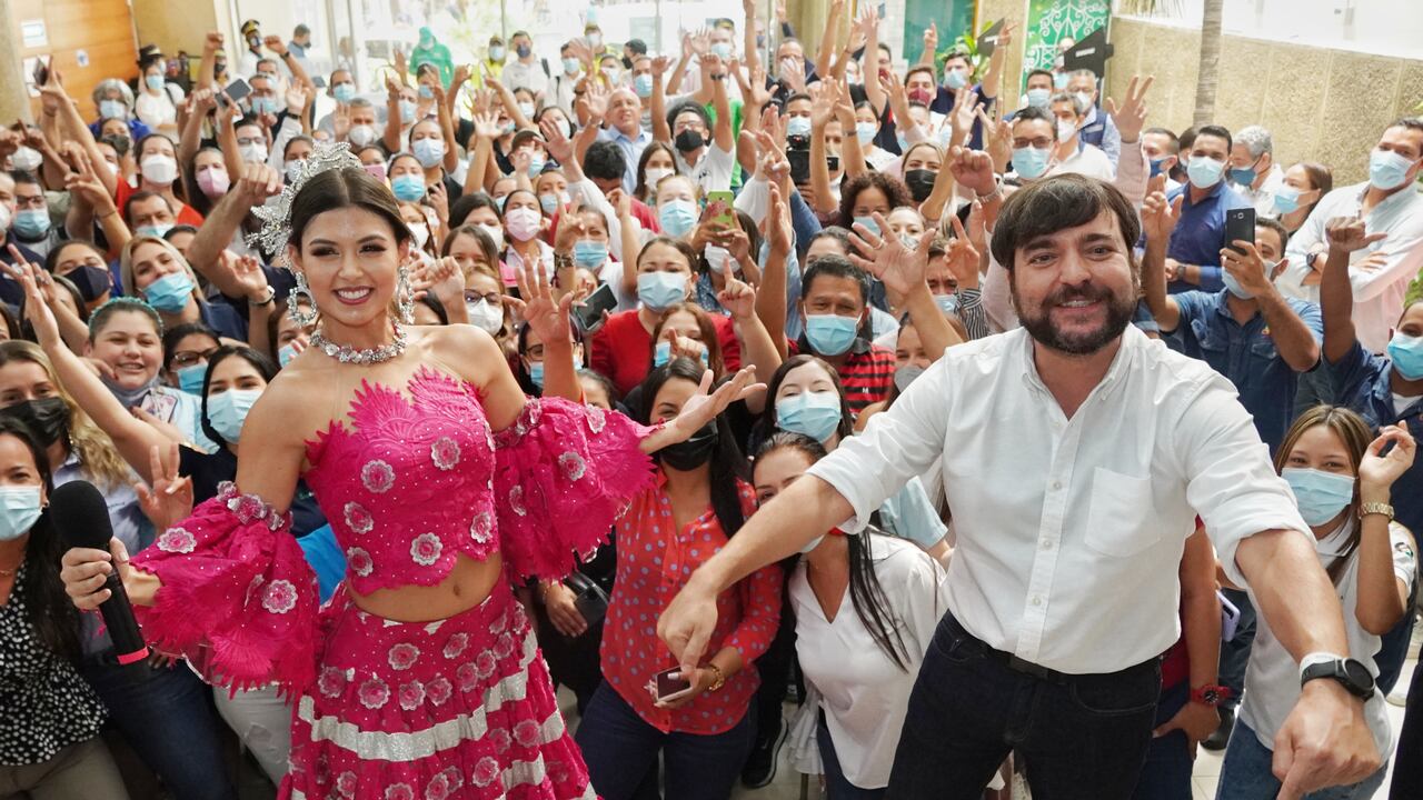 La reina del Carnaval de Barranquilla 2022, Valeria Charris Salcedo, fue presentada a finales de agosto por el alcalde de Barranquilla, Jaime Pumarejo Heins.