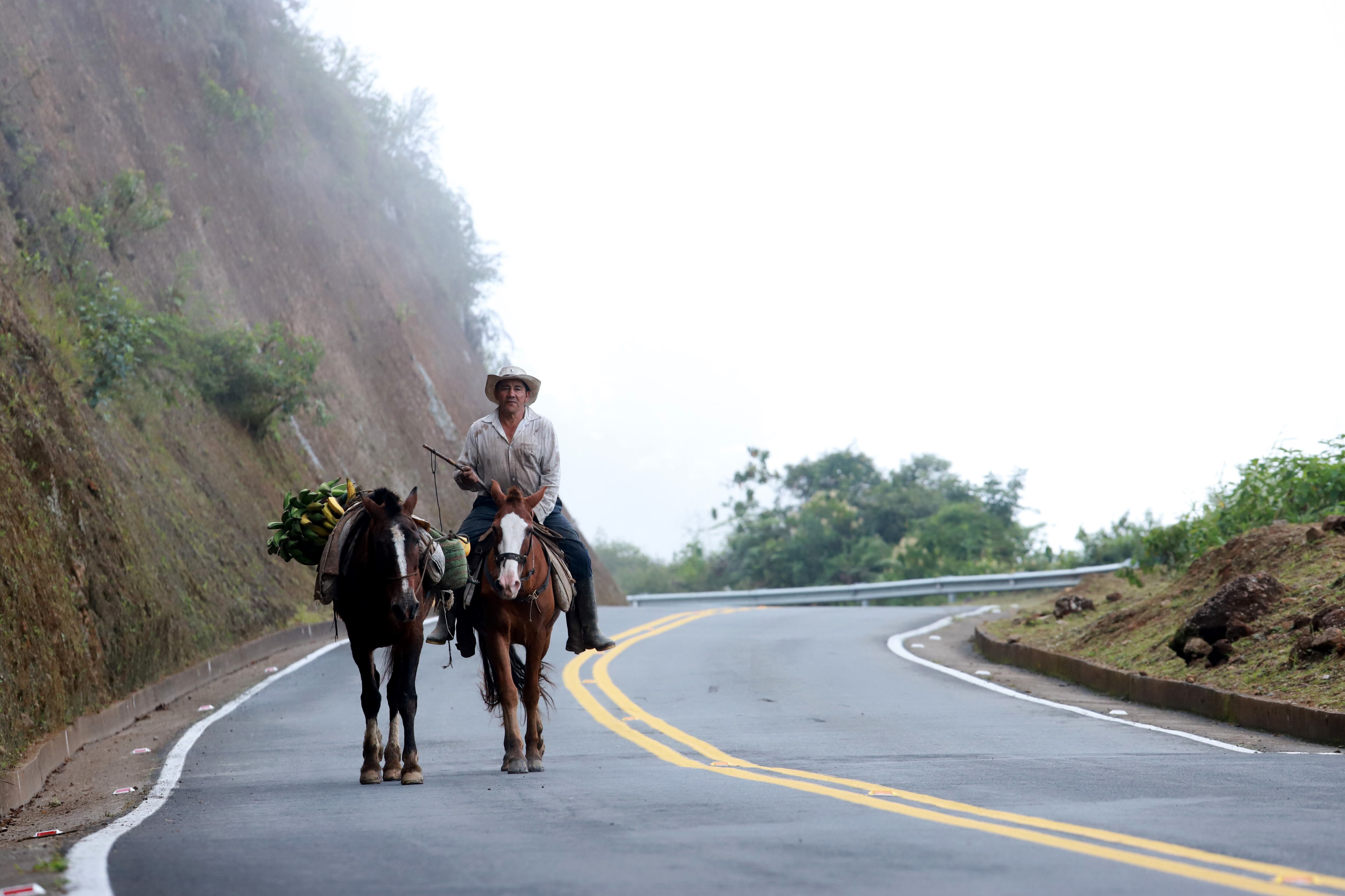 Variante Melgar, concesionaria Vía 40 Express.