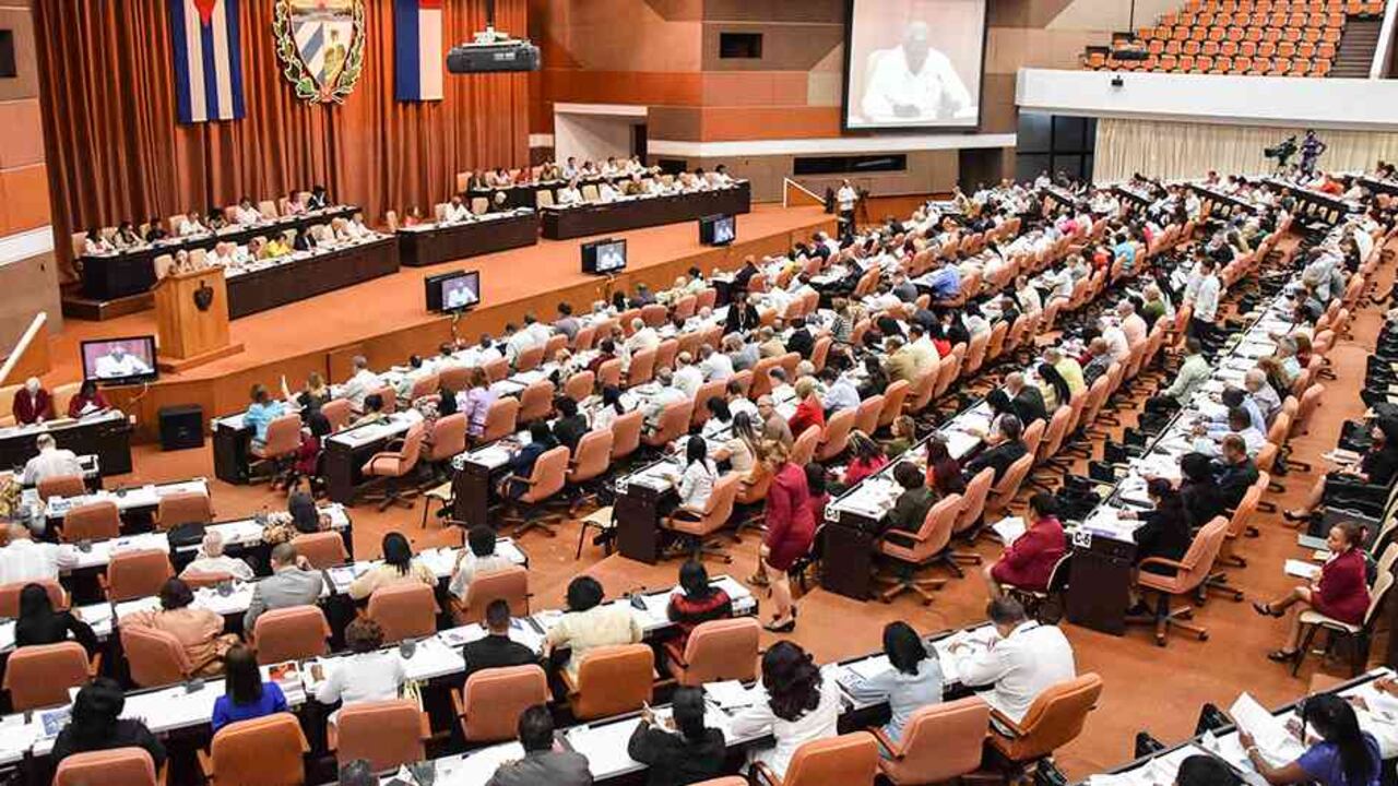 Fue aprobado el nuevo proyecto de constitución en Cuba