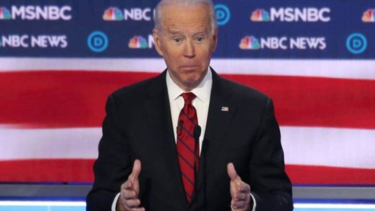 El exvicepresidente Joe Biden fue interrumpido cuando hacía sus alegaciones finales.